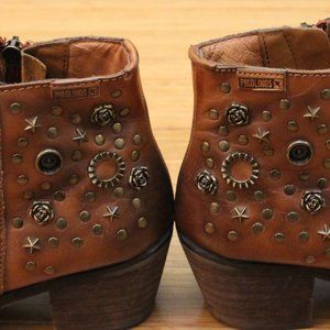 Pikolinos Ankle Boot Studded Embellished Rose Star